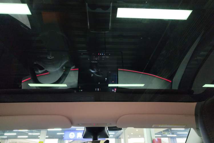 Used Tesla Model Y 2023 Rear-Wheel-Drive Version
