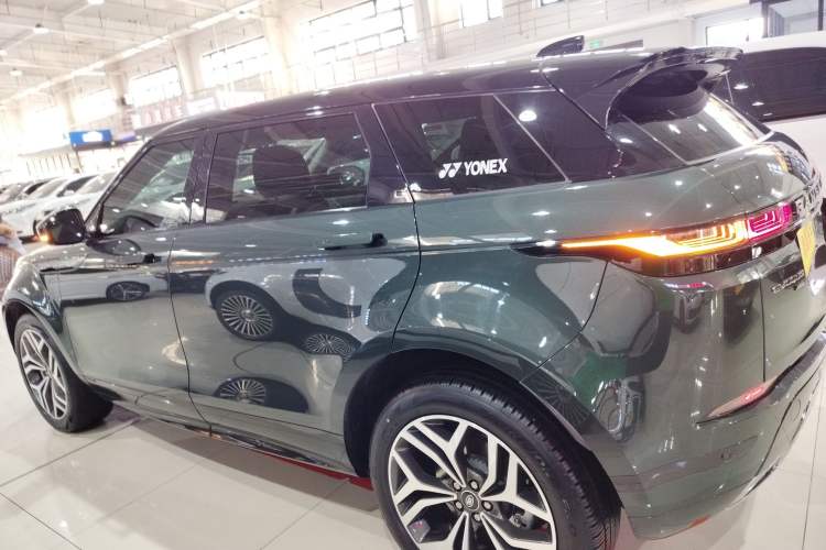 Used Land Rover Range Rover Evoque 2021 Range Rover Velar L 249PS R-Dynamic First Edition
