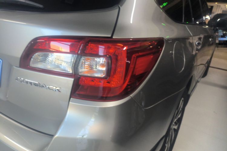 Used Subaru Outback 2017 2.5i Sport Navigation Edition with EyeSight
