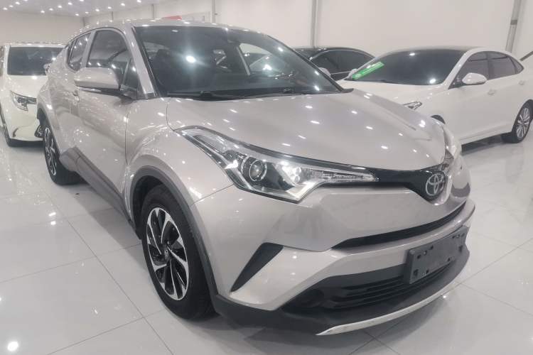 Used Toyota IZOA 2020 2.0L Enjoy Edition

