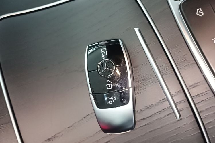 Used Mercedes-Benz E-Class 2020 Restyled E 300 L Sporty and Stylish Edition