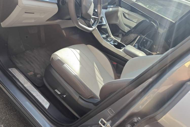 Used BYD Song PLUS New Energy 2025 EV with 605 km Range – Flagship Version