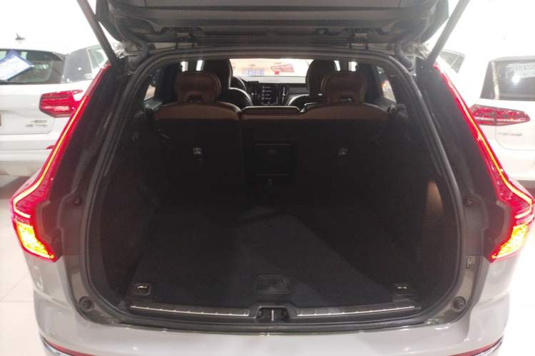 Used Volvo XC60 2021 T5 4x4 Smart Luxury Edition
