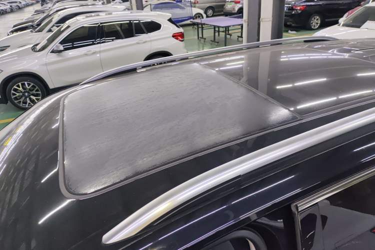 Used Volkswagen Tiguan L 2023 330TSI Automatic Two-Wheel Drive R-Line Flagship Edition