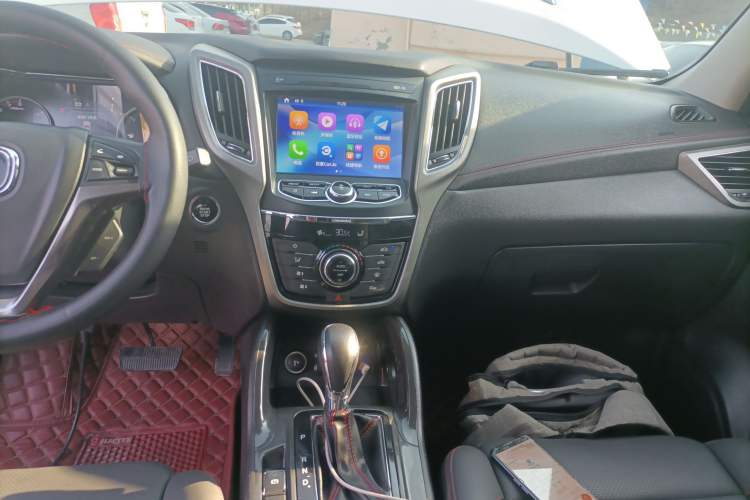 Used Changan CS75 2017 Shangkui Edition 1.5T Automatic Fengxiang Model