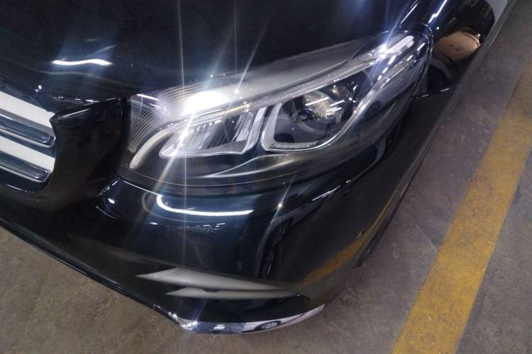 Used Mercedes-Benz GLC 2017 GLC 260 4MATIC Luxury Model