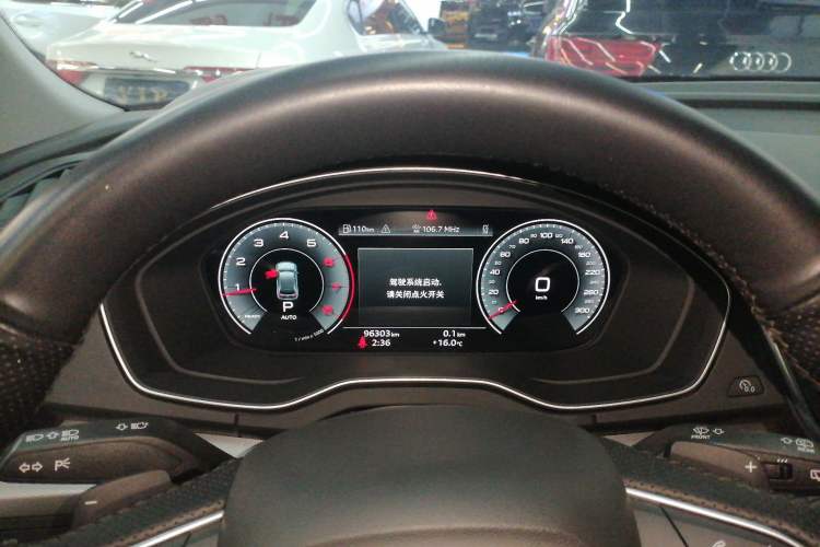 Used Audi Q5L 2022 40T Fashionable and Elegant Model
