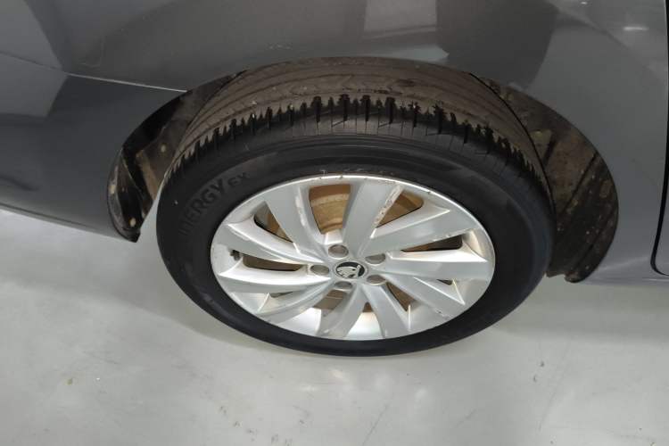 Used Skoda Rapid 2018 1.6L Manual Comfort Edition
