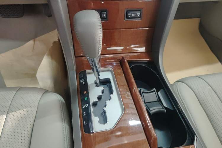 Used Toyota Camry 2013 200G Classic Luxury Edition
