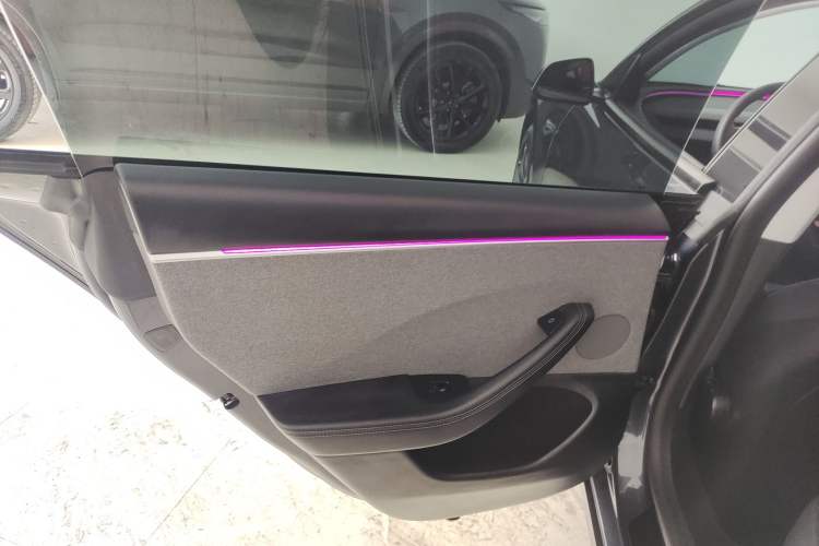 Used Tesla Model 3 2023 Rear-Wheel-Drive Version
