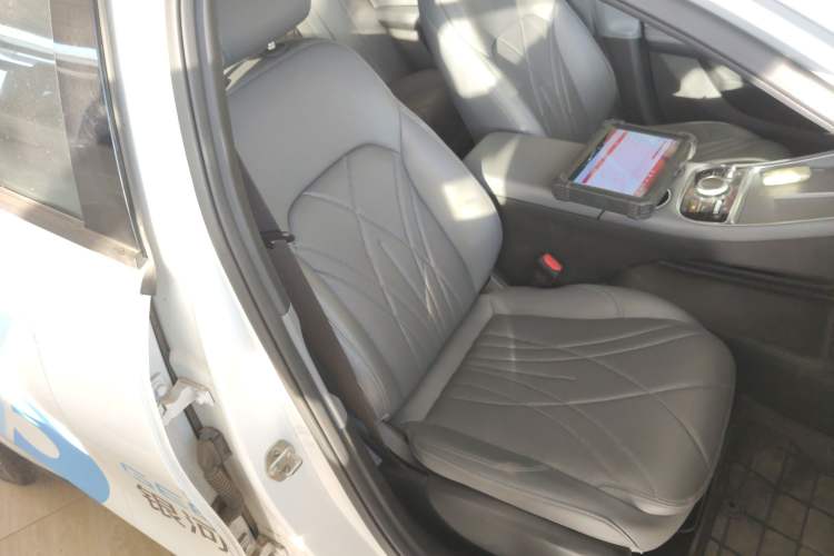 Used  L6 2025 EM-i 140km Explorer+ Edition