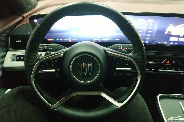 Used Buick LaCrosse 2023 28T Prestige Edition
