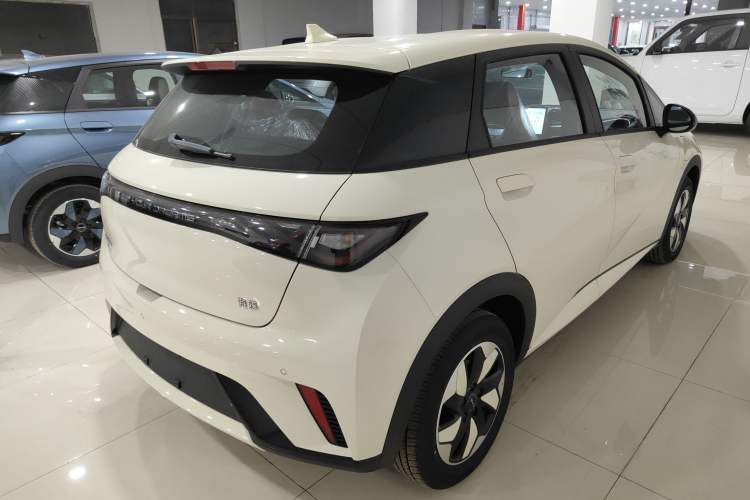 Used BYD Dolphin 2025 420km Free Edition
