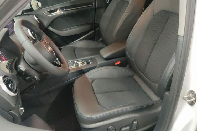 Used Audi A3 2020 Sportback 35 TFSI Fashion Edition China VI Emission Standard
