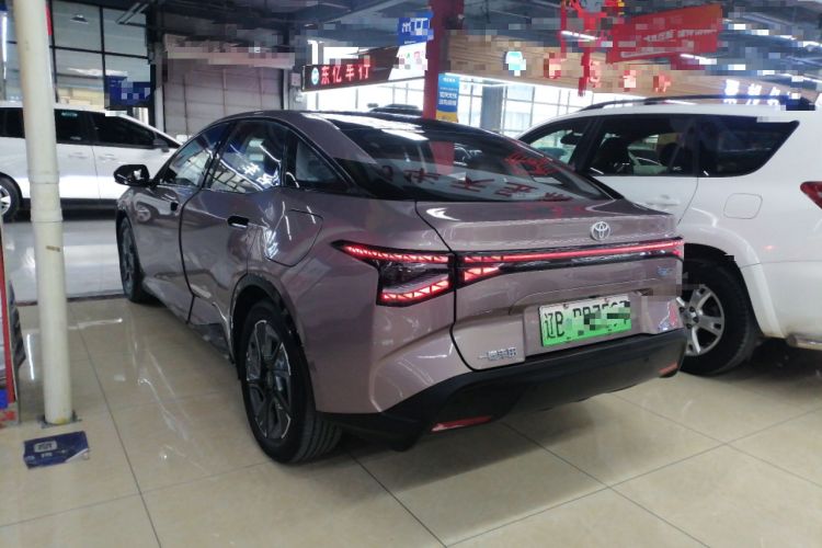 Used Toyota bZ3 2023 616 km Long-Range Premium
