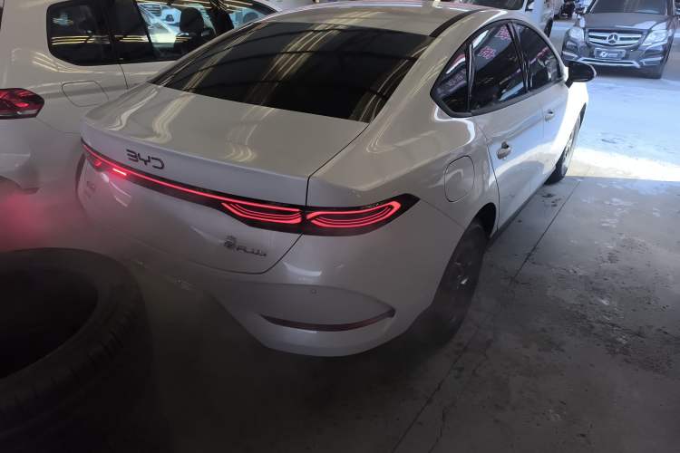 Used BYD Qin PLUS 2025 DM-i Smart Drive 55KM Leading Model
