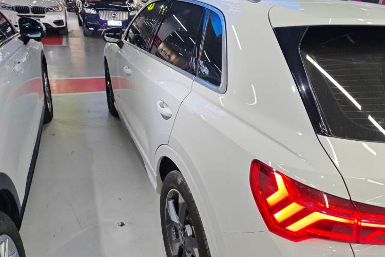 Used Audi Q3 2023 35 TFSI Fashion Dynamic Model (1.4T)