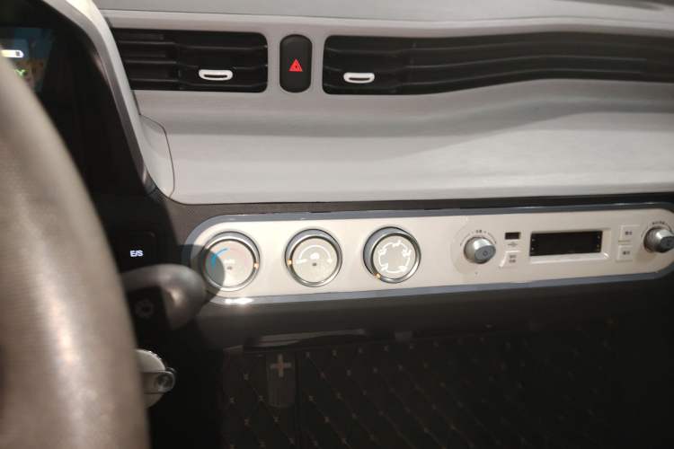 Used Wuling Hongguang MINIEV 2022 Macaron Fashion Edition Lithium-Nickel-Cobalt-Alpha-oxide
