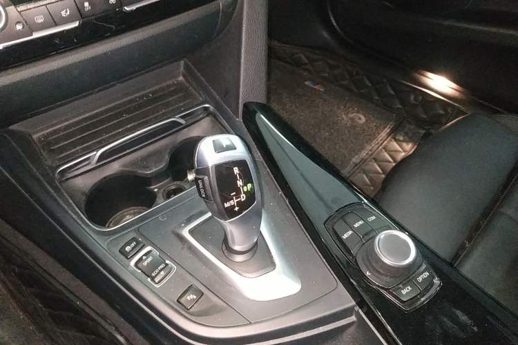 Used BMW 3 Series 2018 320Li Fashion Model
