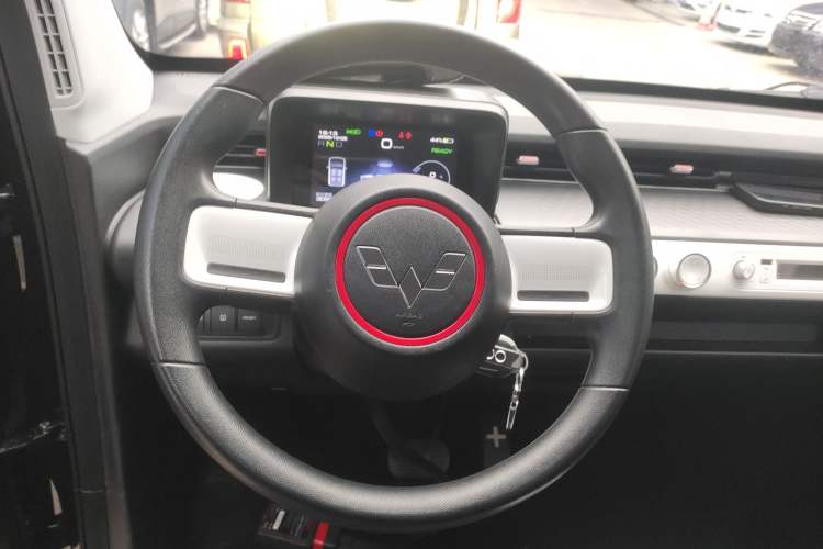 Used Wuling Hongguang MINIEV 2022 GAMEBOY 200km Gaming Edition with Lithium Iron Phosphate
