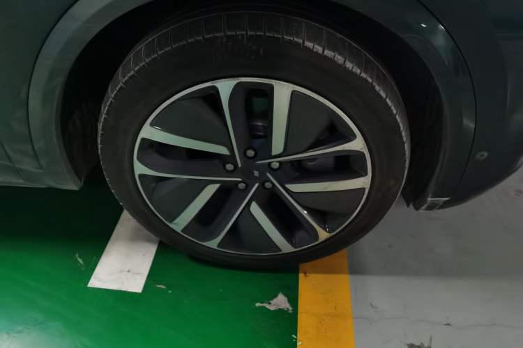 Used Li Auto L9 2022 Max model