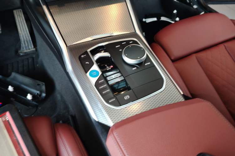 Used BMW i3 2024 eDrive 40 L Midnight Edition