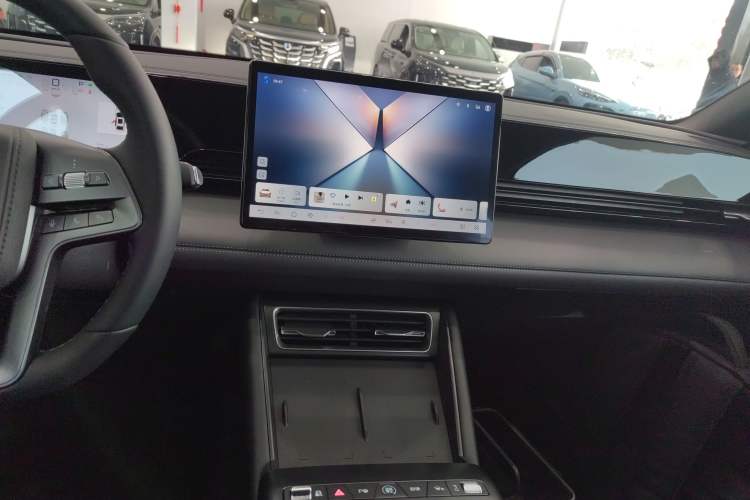 Used BYD Qin L 2025 EV 545KM Beyond Version
