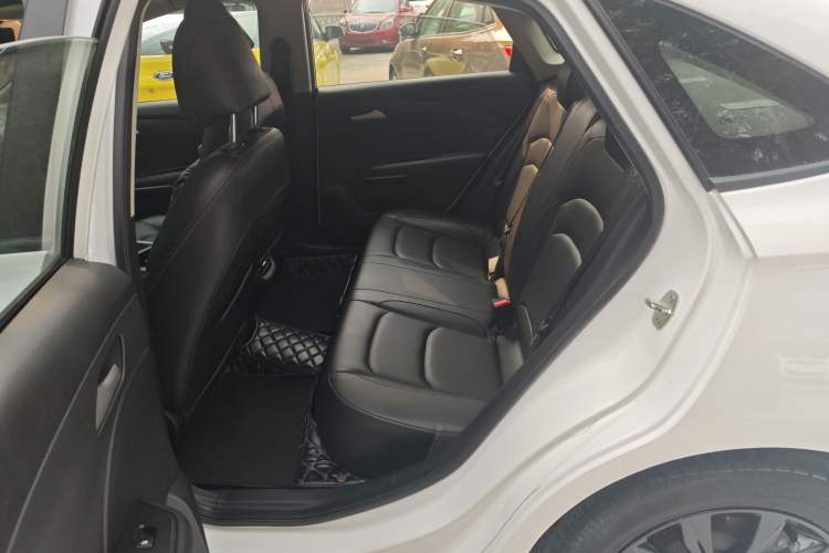 Used Chevrolet Monza 2020 Light Hybrid Redline 320T Dual-Clutch Joyful Edition