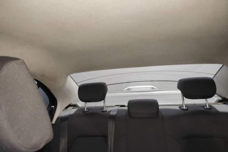 Used Volkswagen Santana 2013 1.6L Manual Fashion Edition
