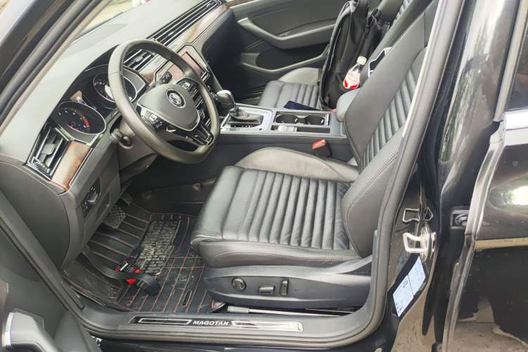 Used Volkswagen Magotan 2019 330TSI DSG Luxury Version China VI Standard
