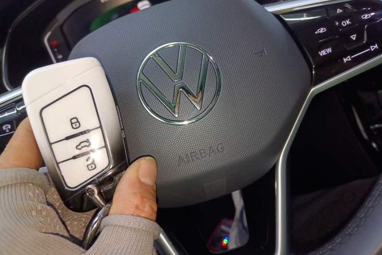 TDK.VehicleDetails.img