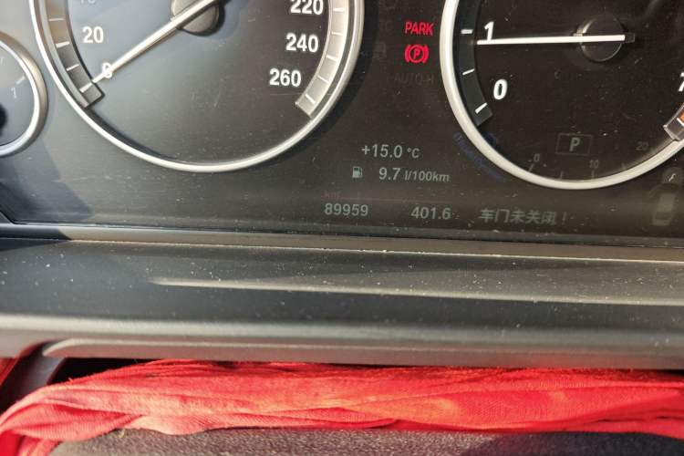 Used BMW 5 Series 2014 525Li Luxury Design Package