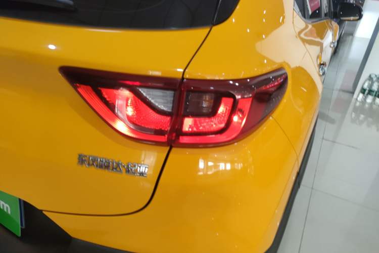 Used Kia kx1 Stonic 2019 1.4L Automatic Sport Edition China VI
