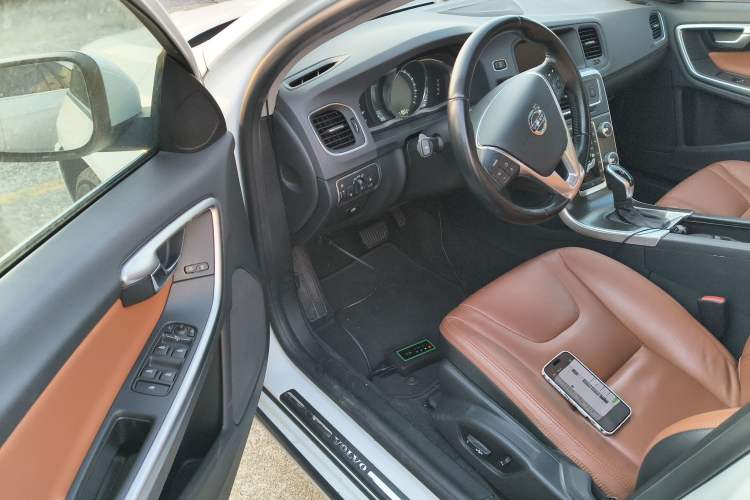 Used Volvo S60 2015 S60L T5 Intelligent Drive Edition