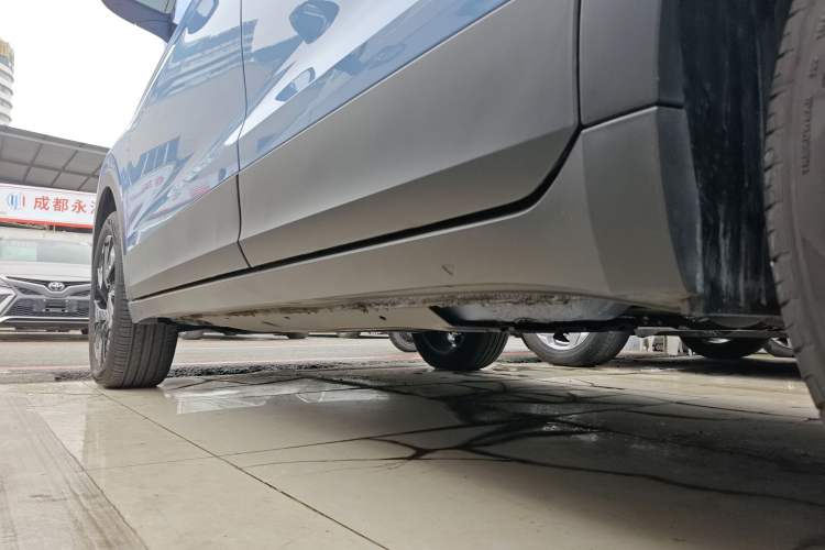 Used Volkswagen Tharu 2025 NewRui 300TSI Prestige Edition
