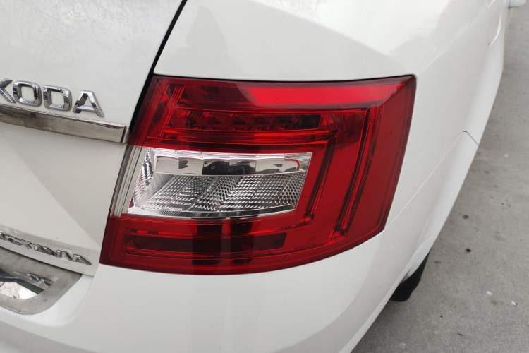 Used Skoda Octavia 2016 1.6L Automatic Chuanxing Edition
