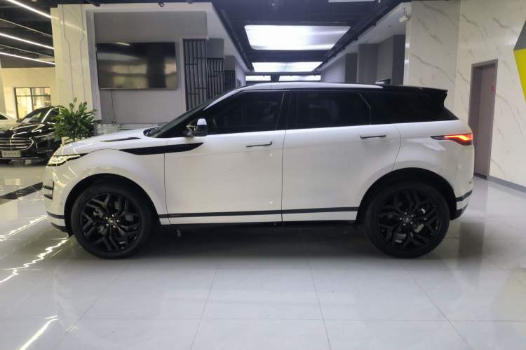 Used Land Rover Range Rover Evoque 2020 249 PS R-DYNAMIC S Black Edition Sport Version
