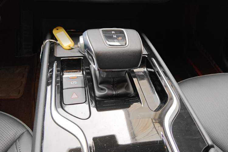 Used Hongqi E-QM5 2021 Charging Didi Edition
