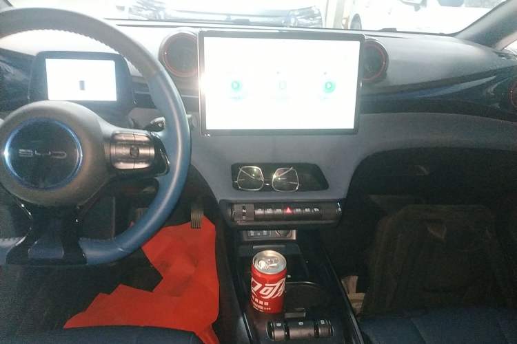 Used BYD Dolphin 2021 405 km Free Version
