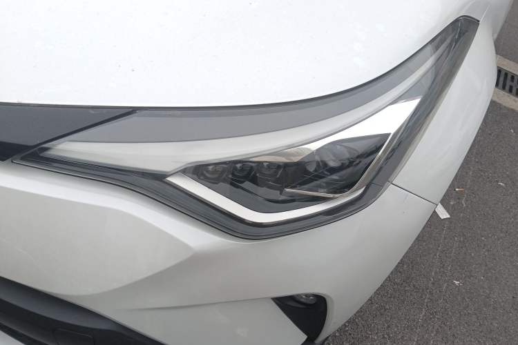 Used Toyota C-HR 2021 2.0L Luxury Edition
