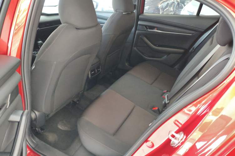 Used Mazda Mazda 3 Axela 2020 1.5L Automatic Zhiyue Sunroof Version
