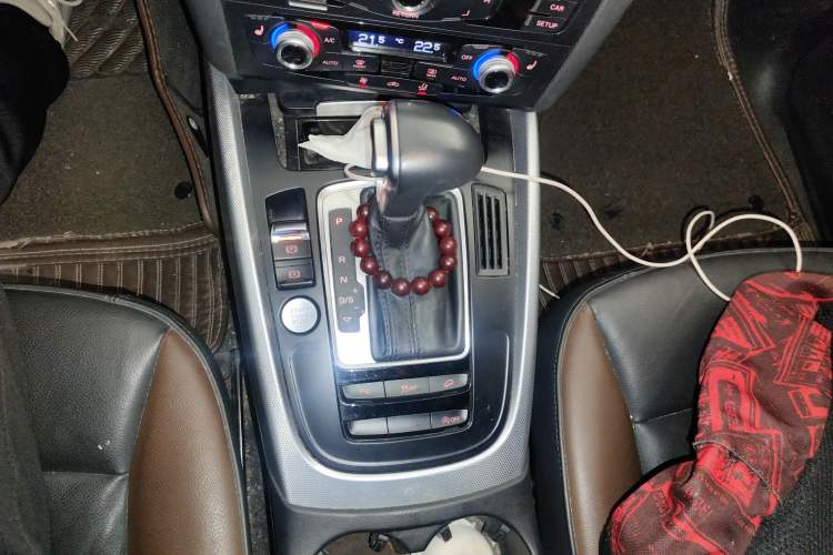 Used Audi Q5 2017 Plus 40 TFSI Technology Model