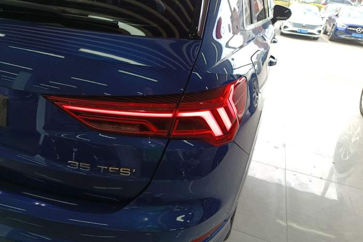 Used Audi Q3 2020 35 TFSI Fashion Dynamic Model