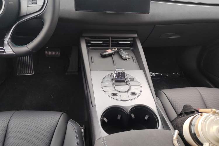 Used BYD Seal 06 New Energy 2025 DM-i Smart Drive 80KM Luxury Model
