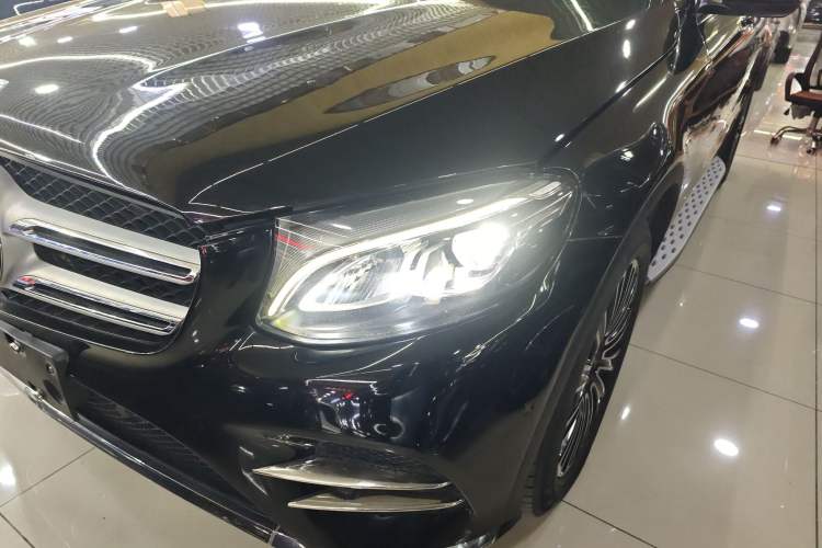 Used Mercedes-Benz GLC 2019 GLC 260 L 4MATIC Dynamic Model
