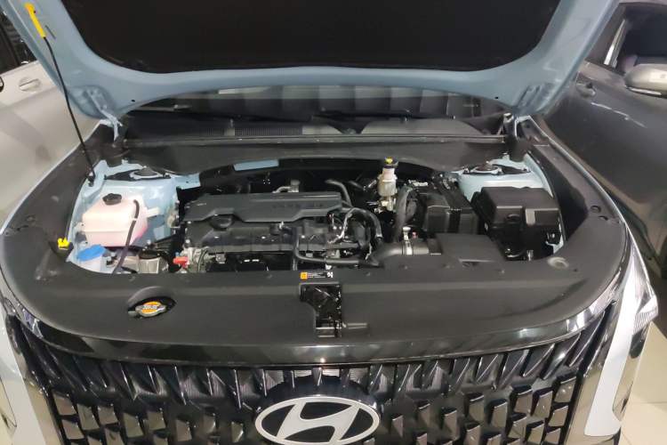 Used Hyundai ix35 2023 Musso 2.0L Flagship Edition TOP
