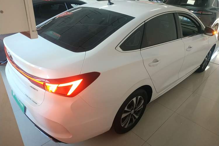 Used Changan Eado 2024 PLUS Blue Whale NE 1.4T GDI DCT High-Energy Edition
