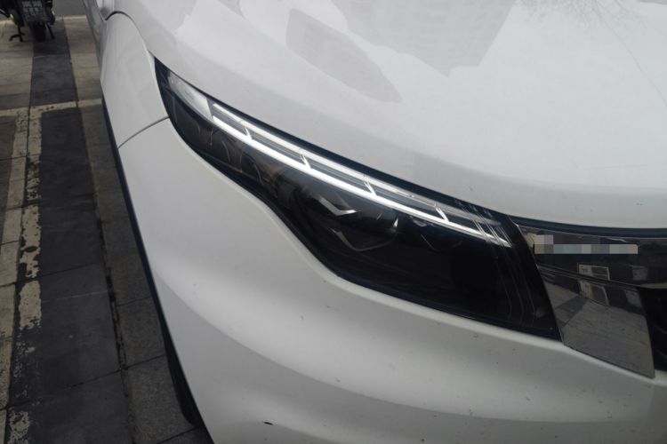 Used Qoros 5 2019 1.6T Automatic Zhiyun Connect (AliOS) Edition Prestige Model
