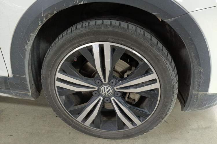 Used Volkswagen Touran 2018 Volkswagen Touran L 280TSI DSG Boundary Edition 7 Seats China V Emission Standard
