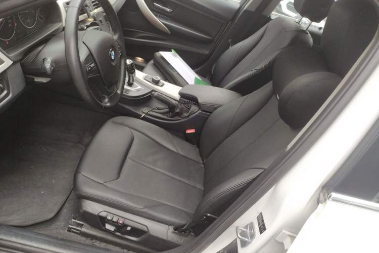 Used BMW 3 Series 2014 320Li Fashion Model
